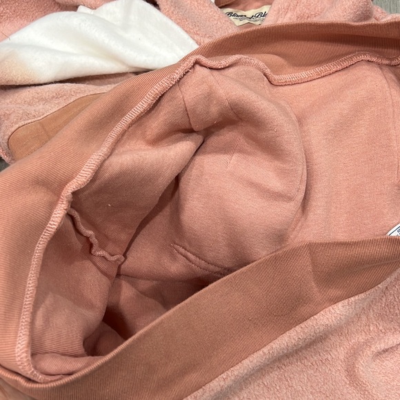 Feat set in Xl cayenne hoodie and short - Picture 8 of 8